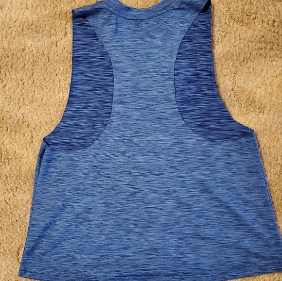 Born Primitive Elevate Crop Sz.S - Picture 2 of 3